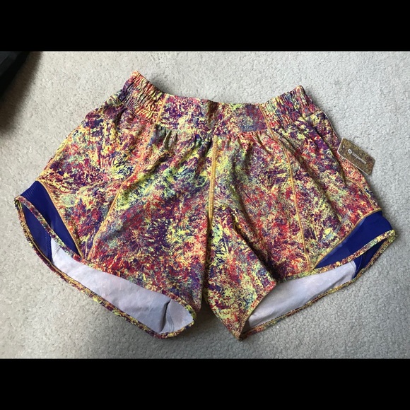lululemon athletica Pants - Lululemon Seawheeze hotty hot shorts